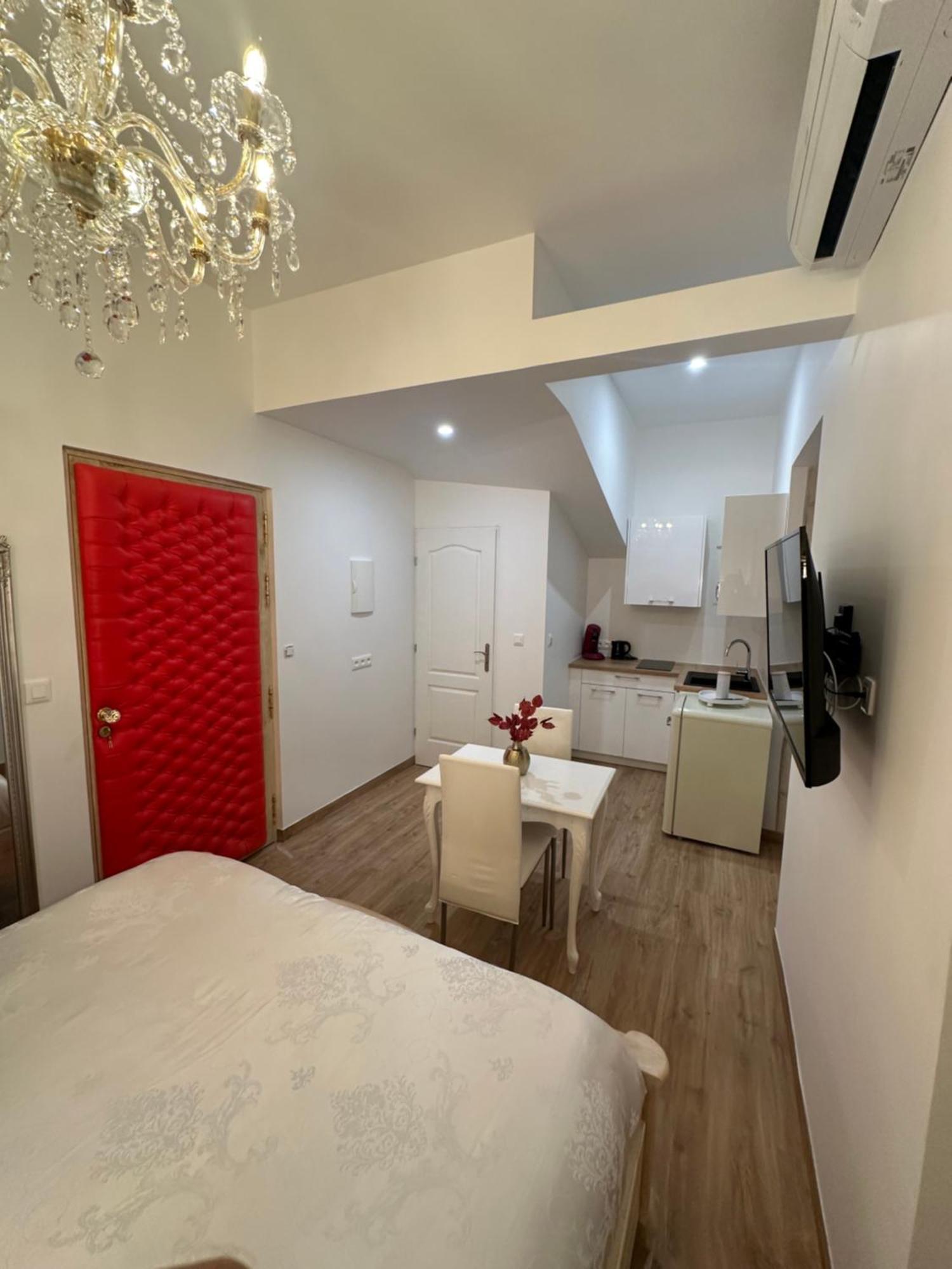 Petit Studio Presbytere Dans L'Eglise Narbonne Eksteriør billede