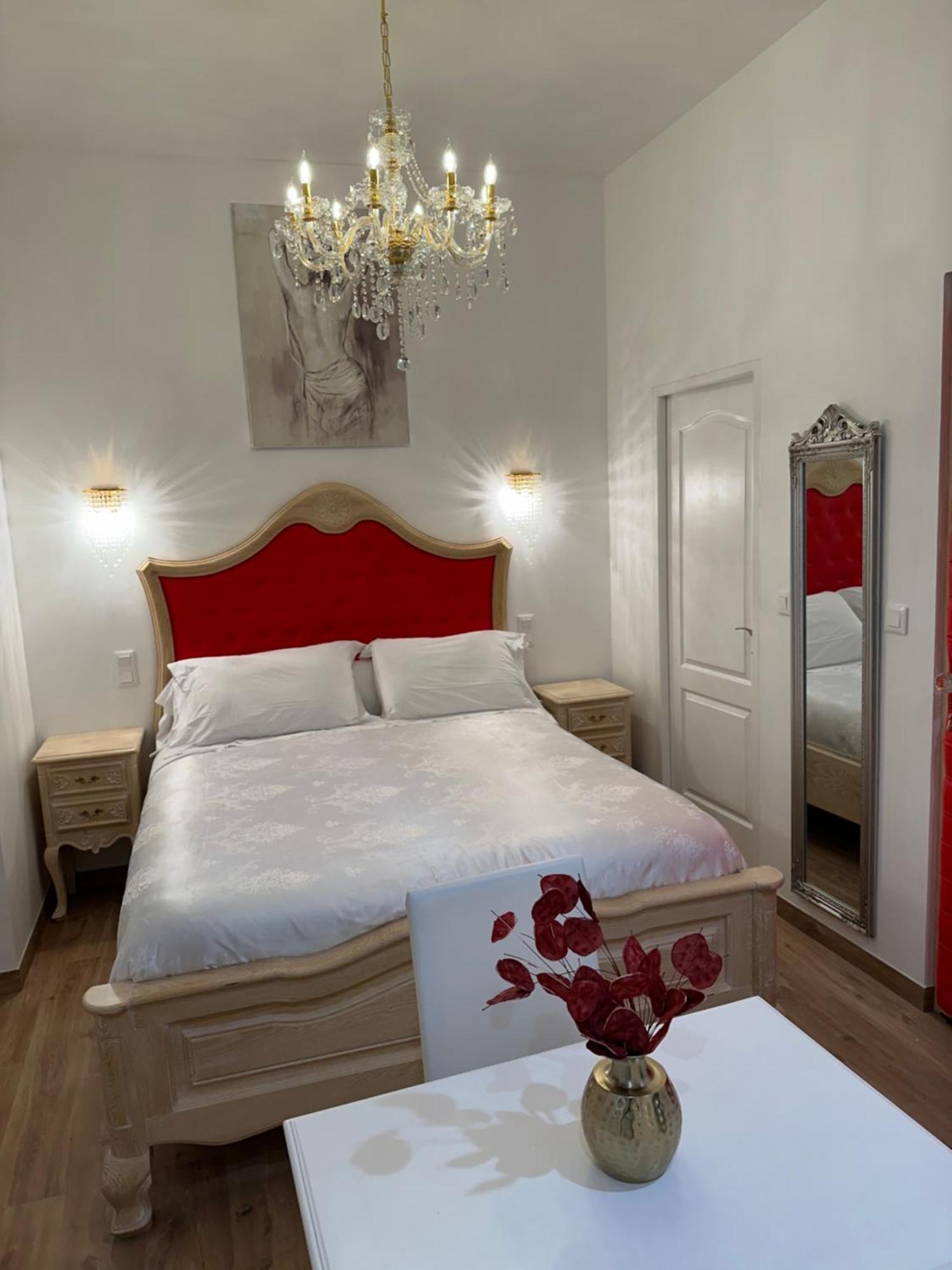 Petit Studio Presbytere Dans L'Eglise Narbonne Eksteriør billede